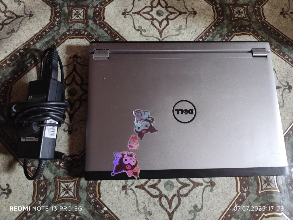 Рабочий ноутбук Dell Latitude 3330 (i5 -3337u, ddr3 4gb, hdd250gb)