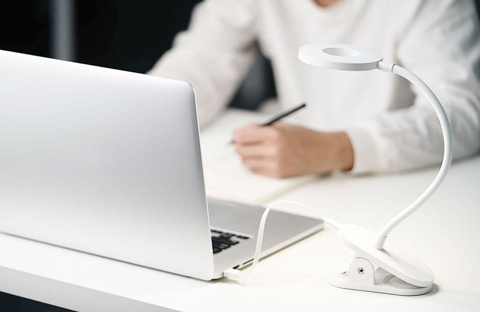 Настольная лампа с аккумулятором  Xiaomi Yeelight LED