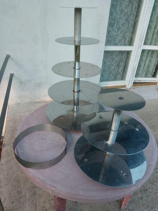 Stojaki na tort ze stali