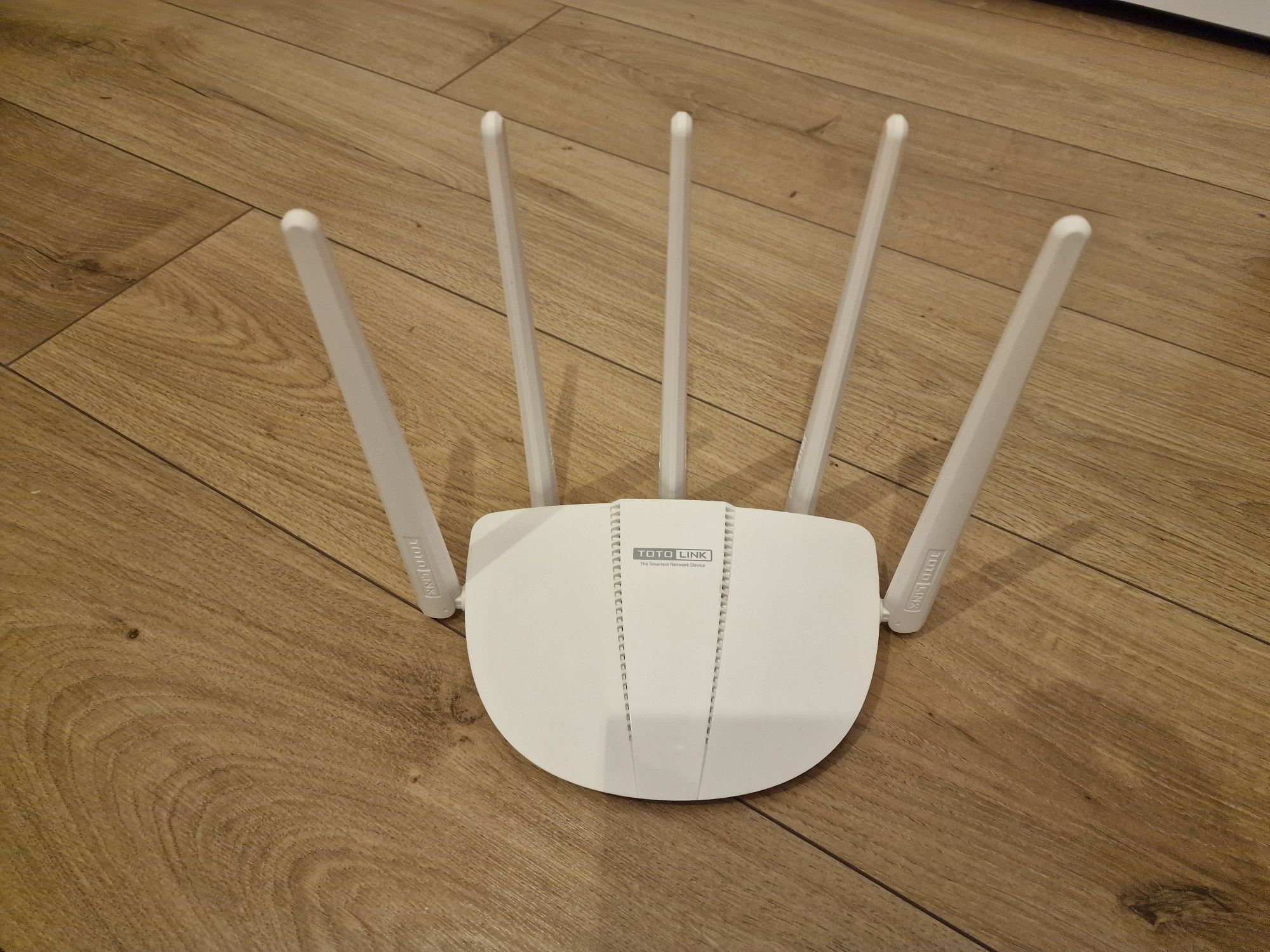 Router TOTOLINK A810R AC1200 WiFi 5 GHz