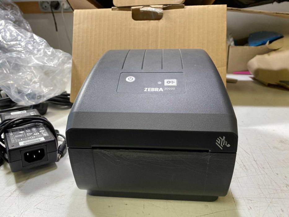 Принтер термоетикеток і етикеток Zebra ZD220d б/в