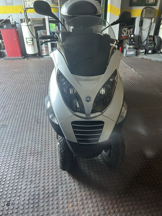 Piaggio mp 400 ie