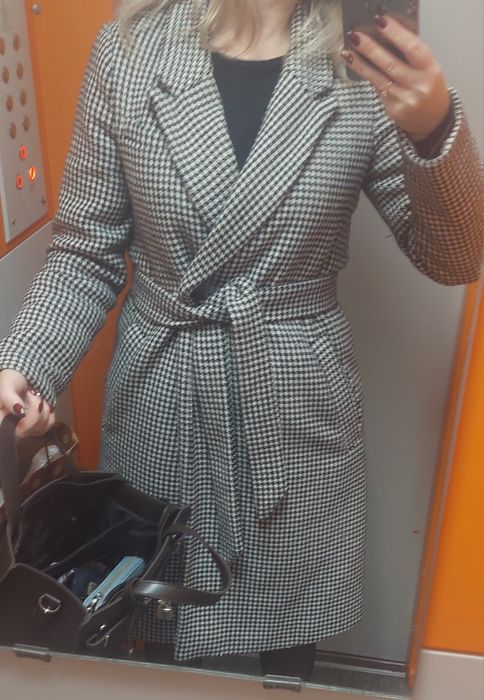 Продам пальто осіннє