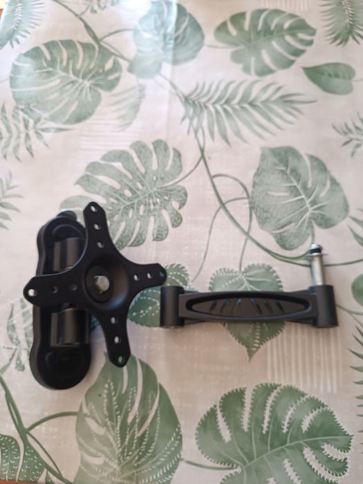 Suporte para TV pequena