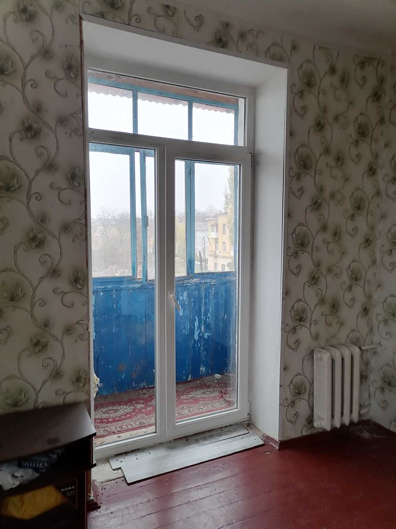 Продаж 2кім. квартири пл. Володимира Великого