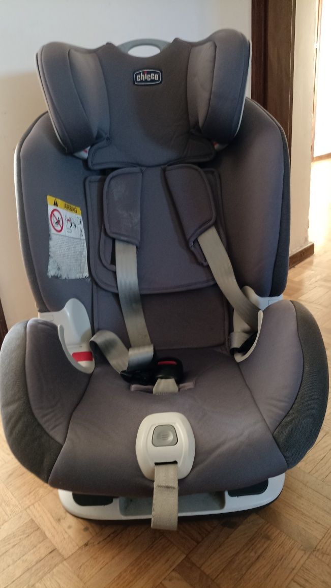 Cadeira auto Chicco ( com Isofix)