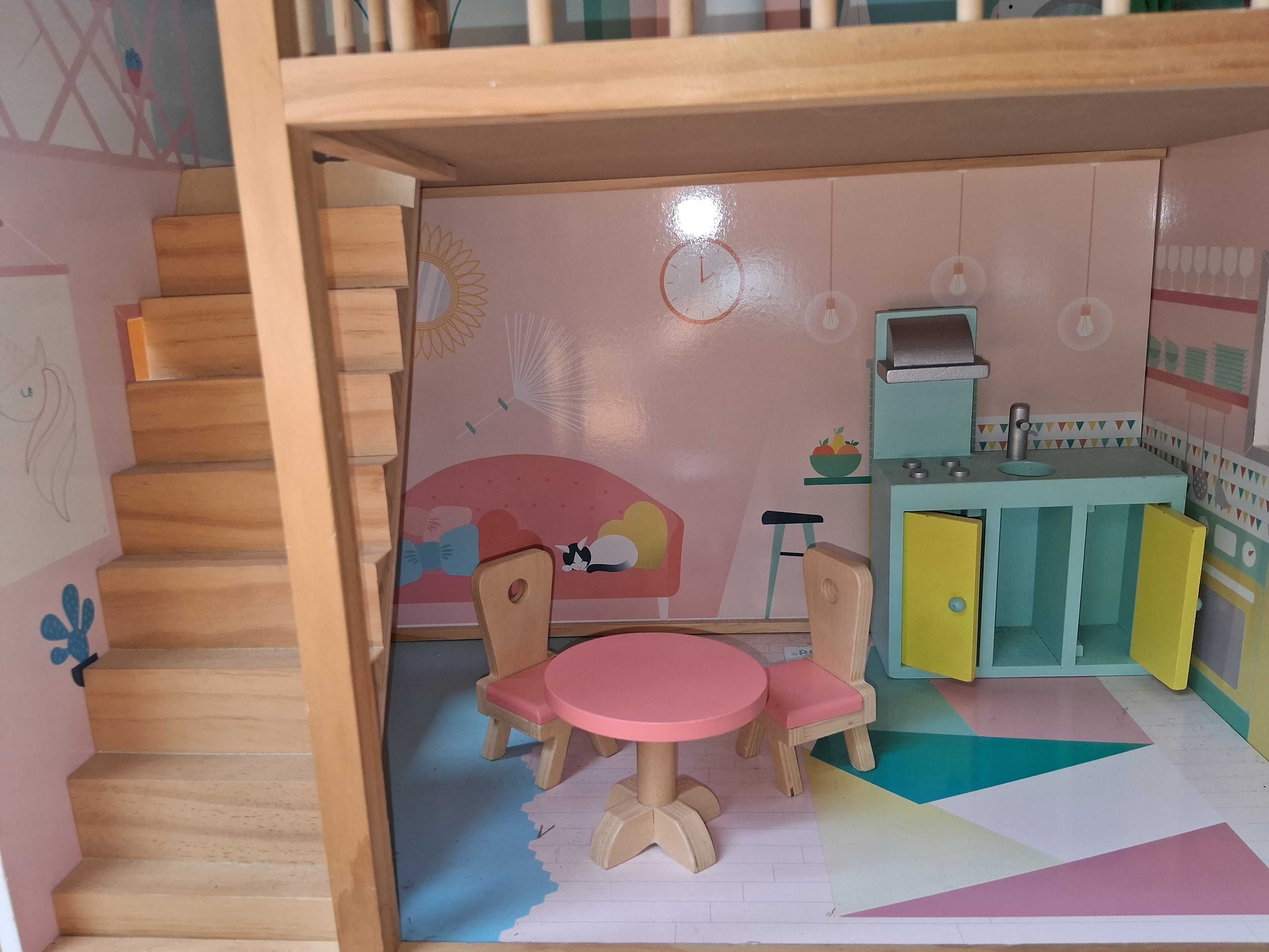Casa de bonecas como nova