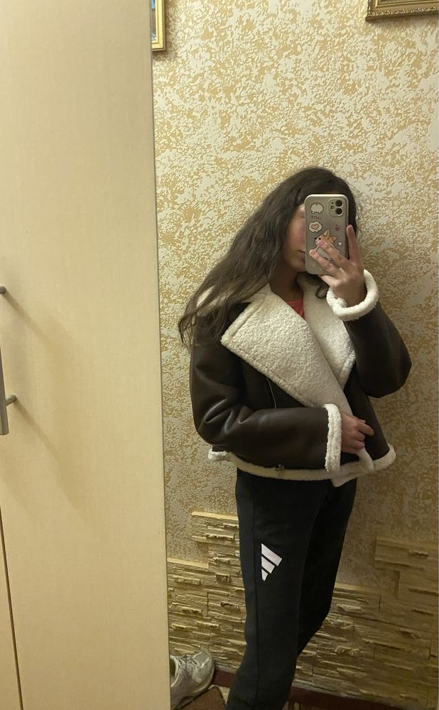 Дублянка коричнева нова в стилі zara