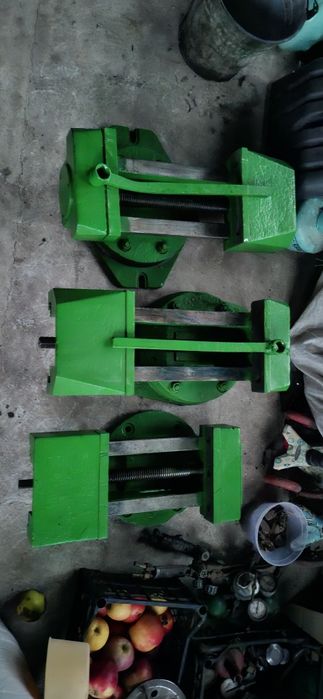 Продам тиски станочные, фрезерные, слесарные  тиски  25см 250мм