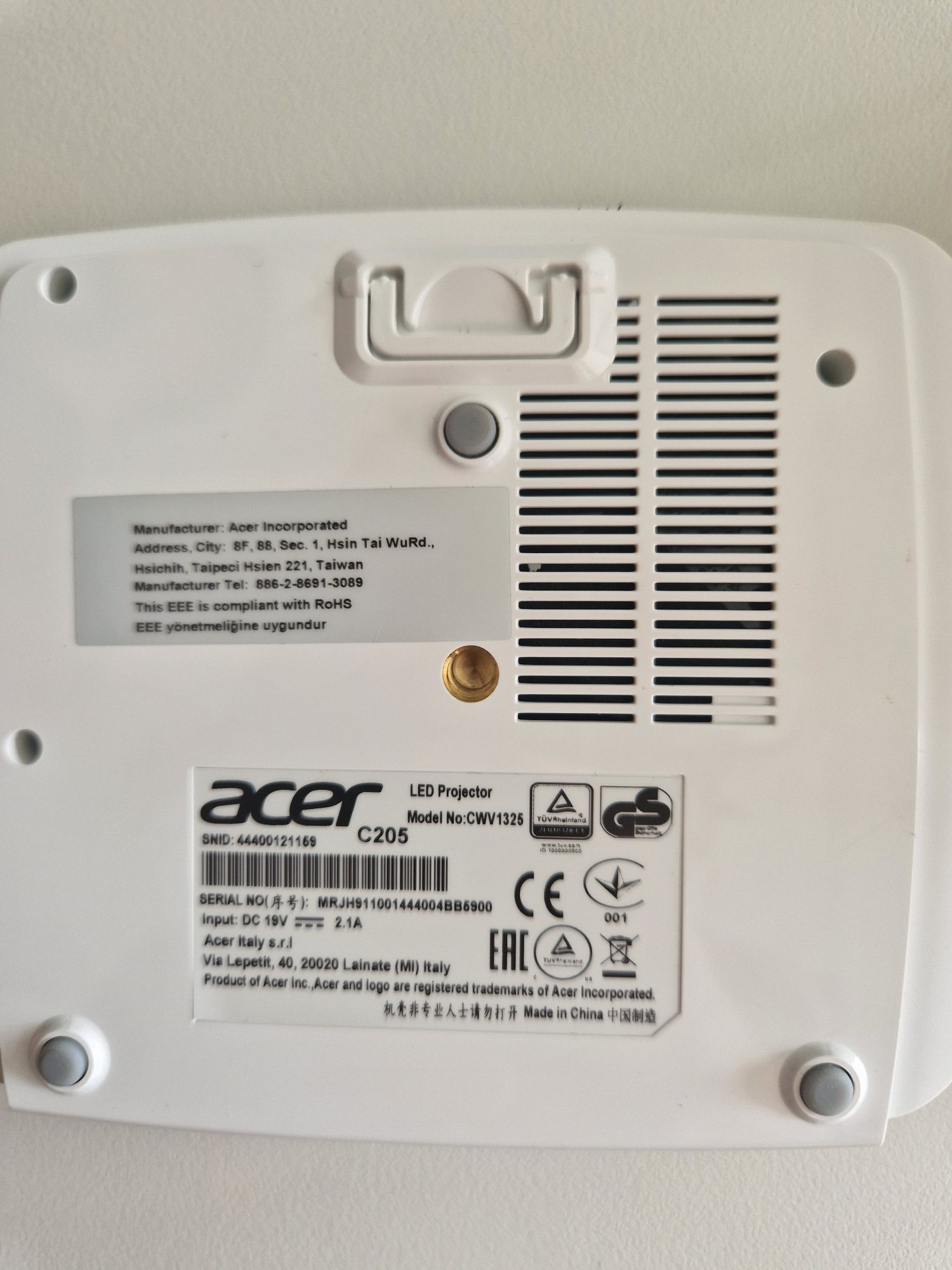 Projector Acer semi novo