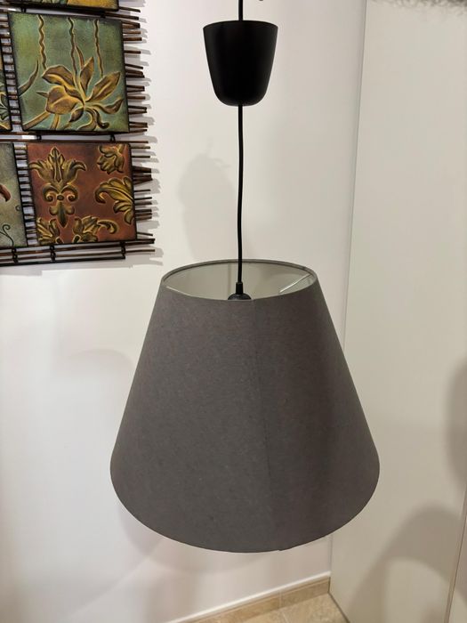 Candeeiros de teto e de mesinha