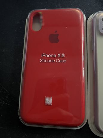 Чехлы на iPhone X/XS