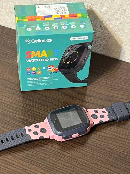 Дитячий смарт годинник. Зручно та комфортно до дзвінків.