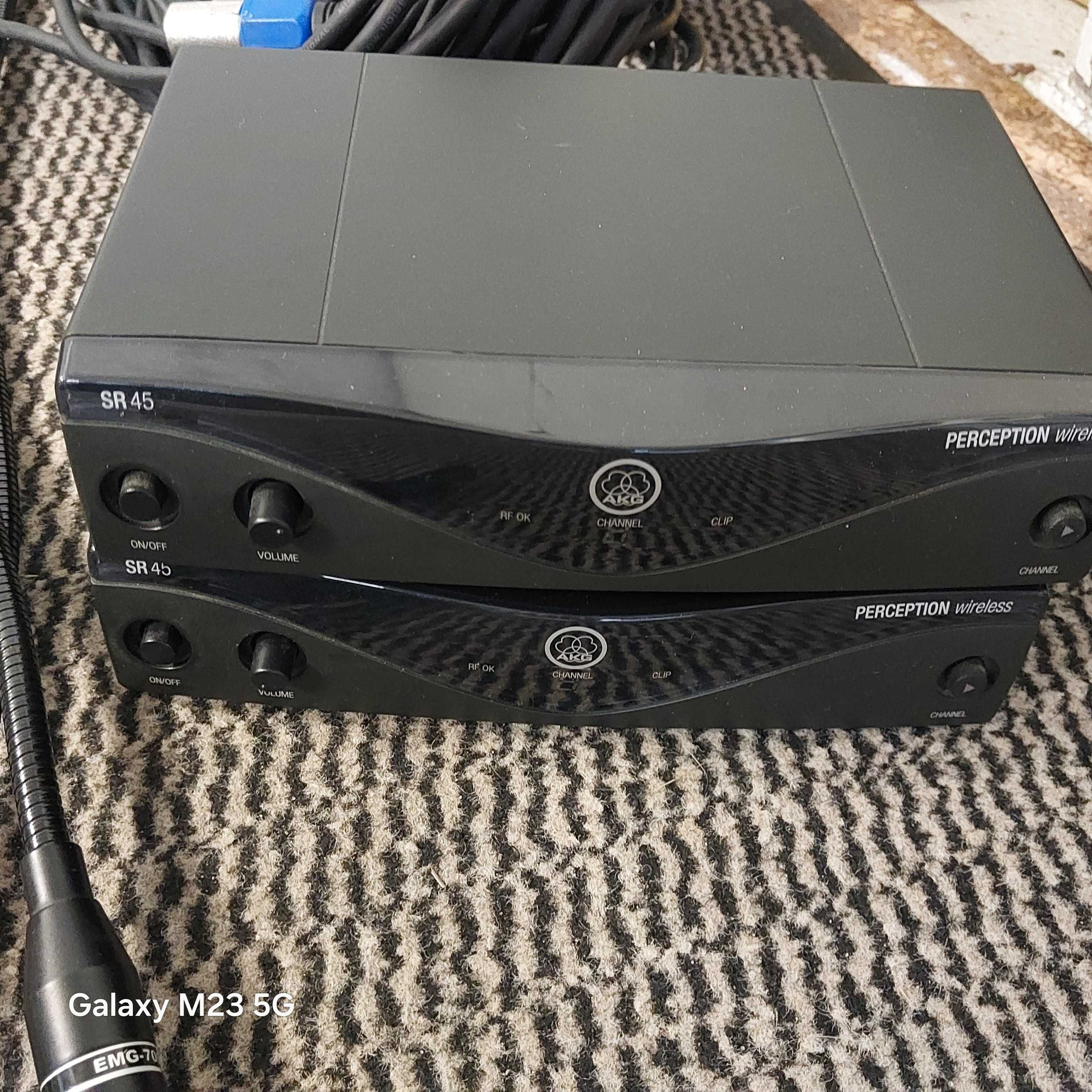 Mikrofony EMG- 700 Odbiornik AKG SR45