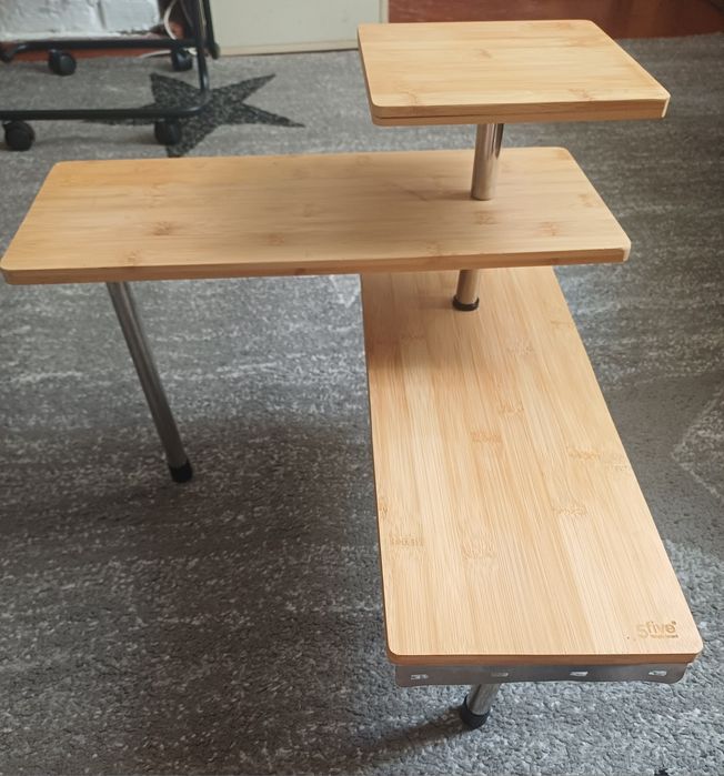 Полиця дерев'яна з металевими ніжками