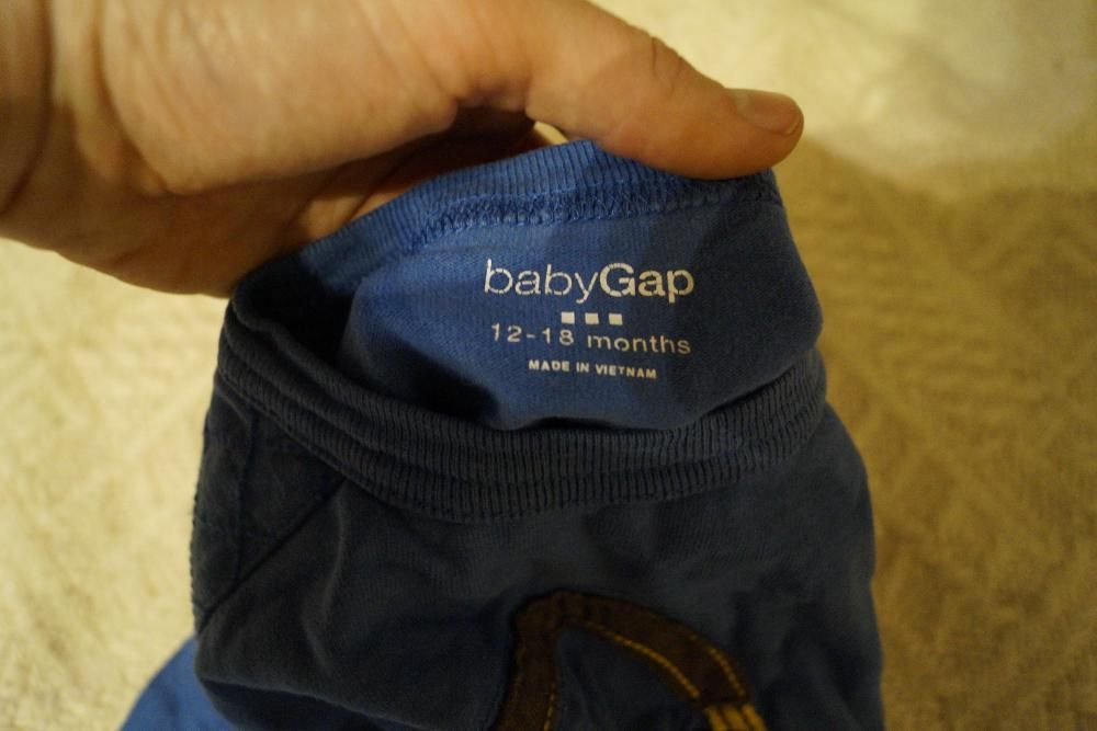 Bluza niebieska słuchawki Baby Gap r. 80