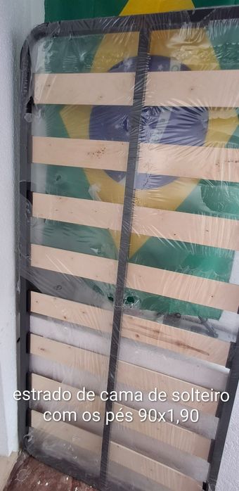 Estrado de cama de solteiro 90x1,90