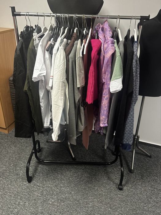 Sprzedam hurtowo nową odzież z metkami + bielizna / 185 + 30 sztuk