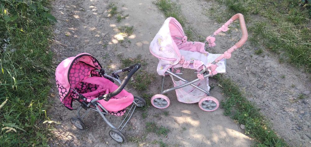 Детская игрушечная коляска