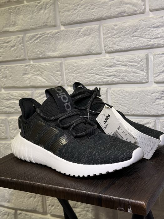 Кросівки adidas 36-37