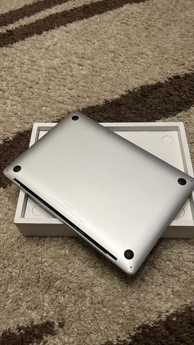 MacBook Pro (13-inch, M1, 2020) заблокированный