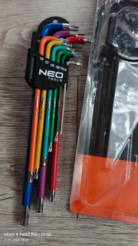 Neo tools długie kolorowe klucze imbusowe i torx