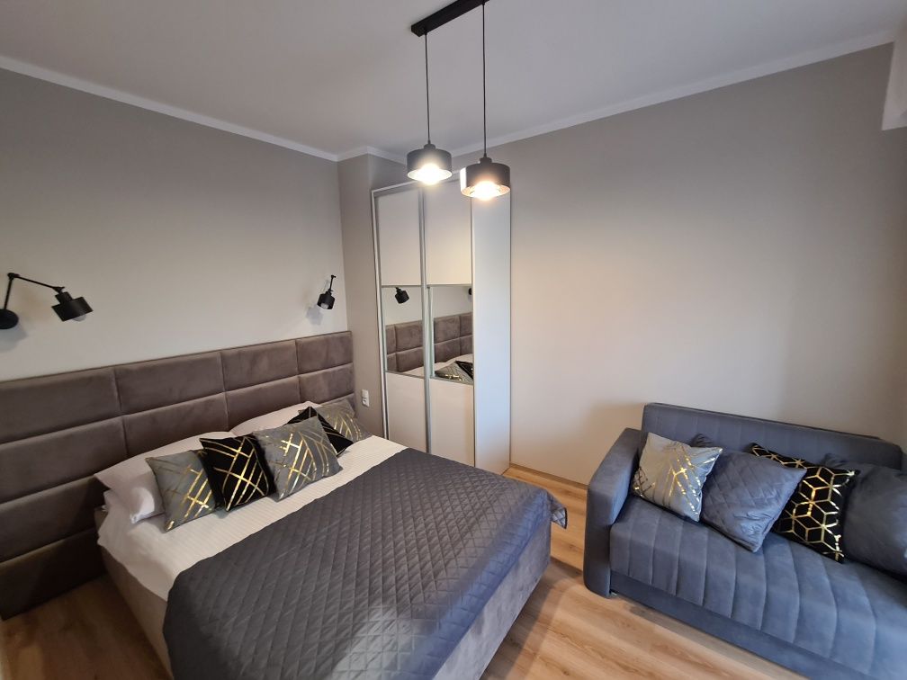 Pokoje, apartament z widokiem na góry  jezioro Bieszczady Polańczyk