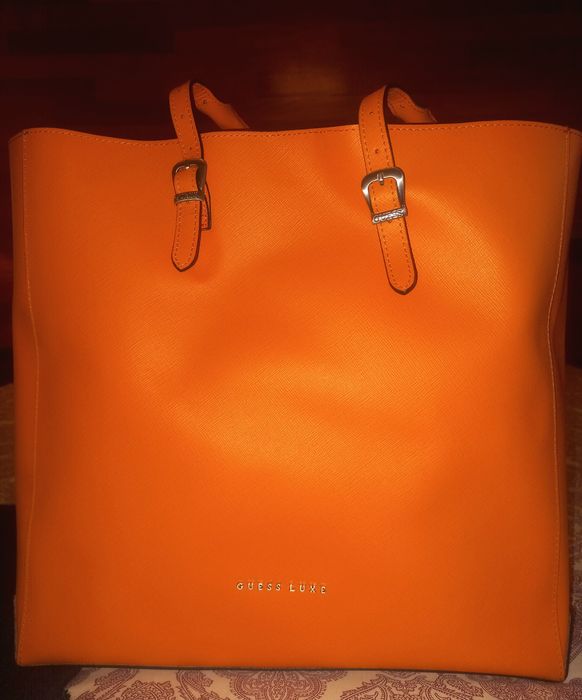 Mala Guess Luxe nunca usada.