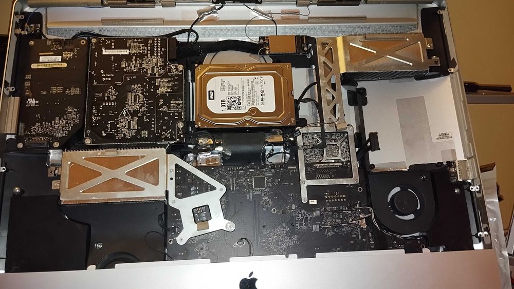 iMac A1312 27" C2D 3.06Ghz,4Gb, 1Tb, HD4670  без дисплея или по частям