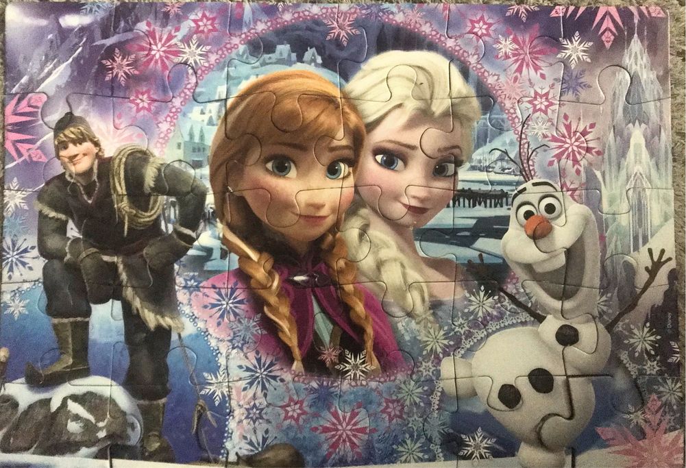 puzzle FROZEN puzle KRAINA LODU dla 3+ 3-latka 30 elementów