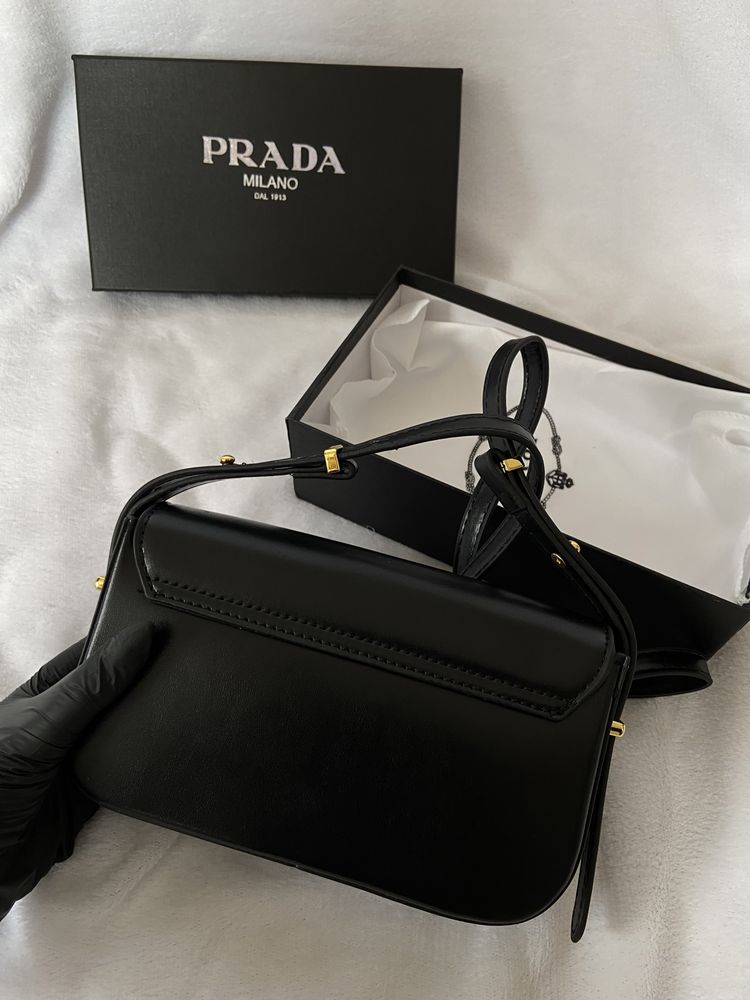 Жіноча сумка Прада Prada