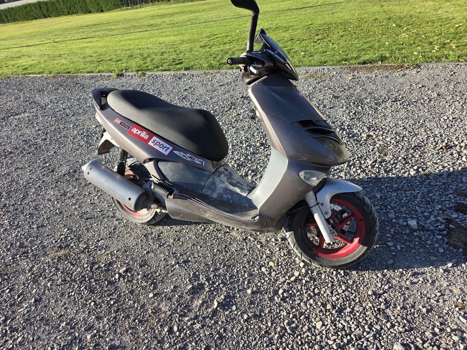 Sprzedam skuter Aprilla  leonardo  250/50