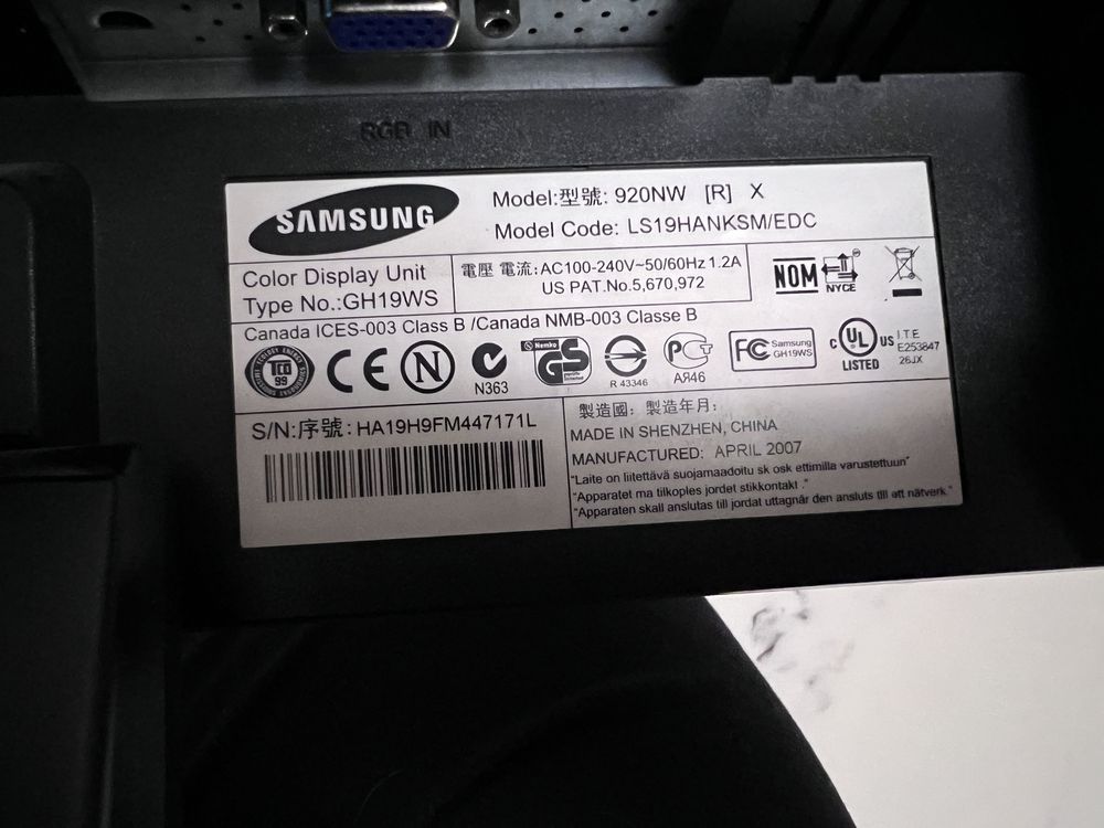 Монітор Samsung 19 дюймів 920 NW стан нового