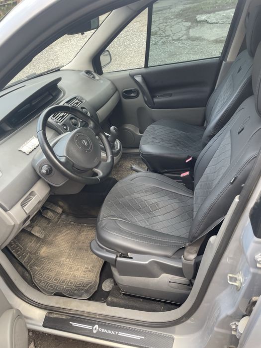 Renault scenik 2 1,5 k9k