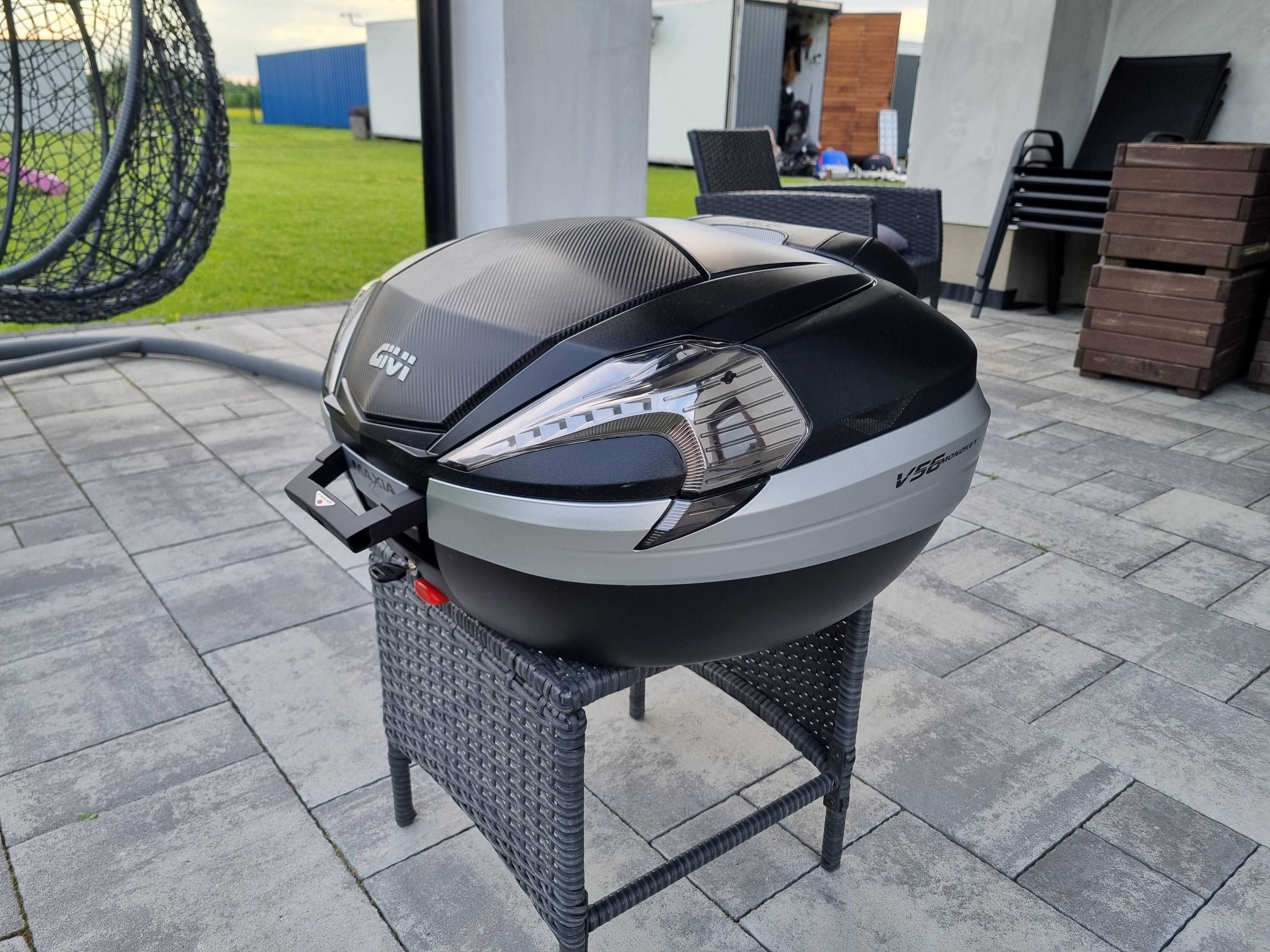 Kufer centralny Givi V56 Maxia NNT Monokey + Oparcie pasażera