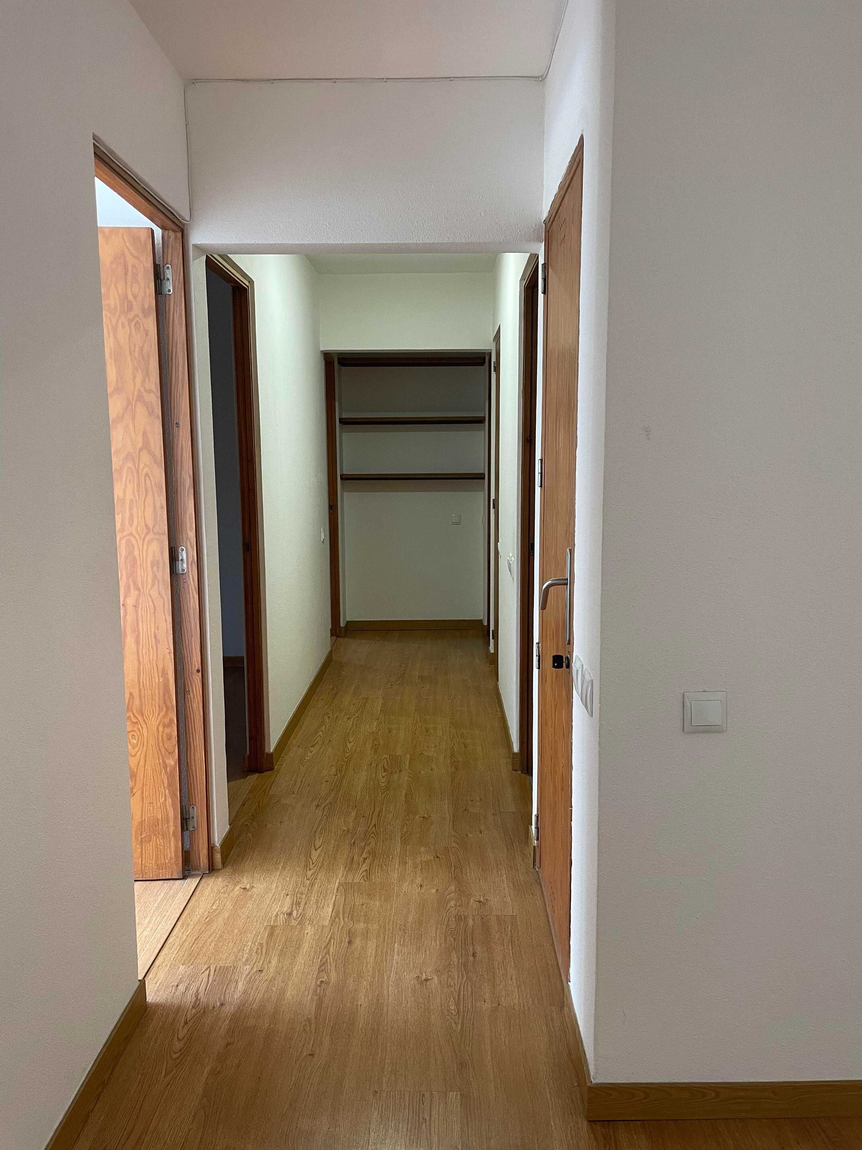 Apartamento T3 Arrendar – São Domingos de Rana