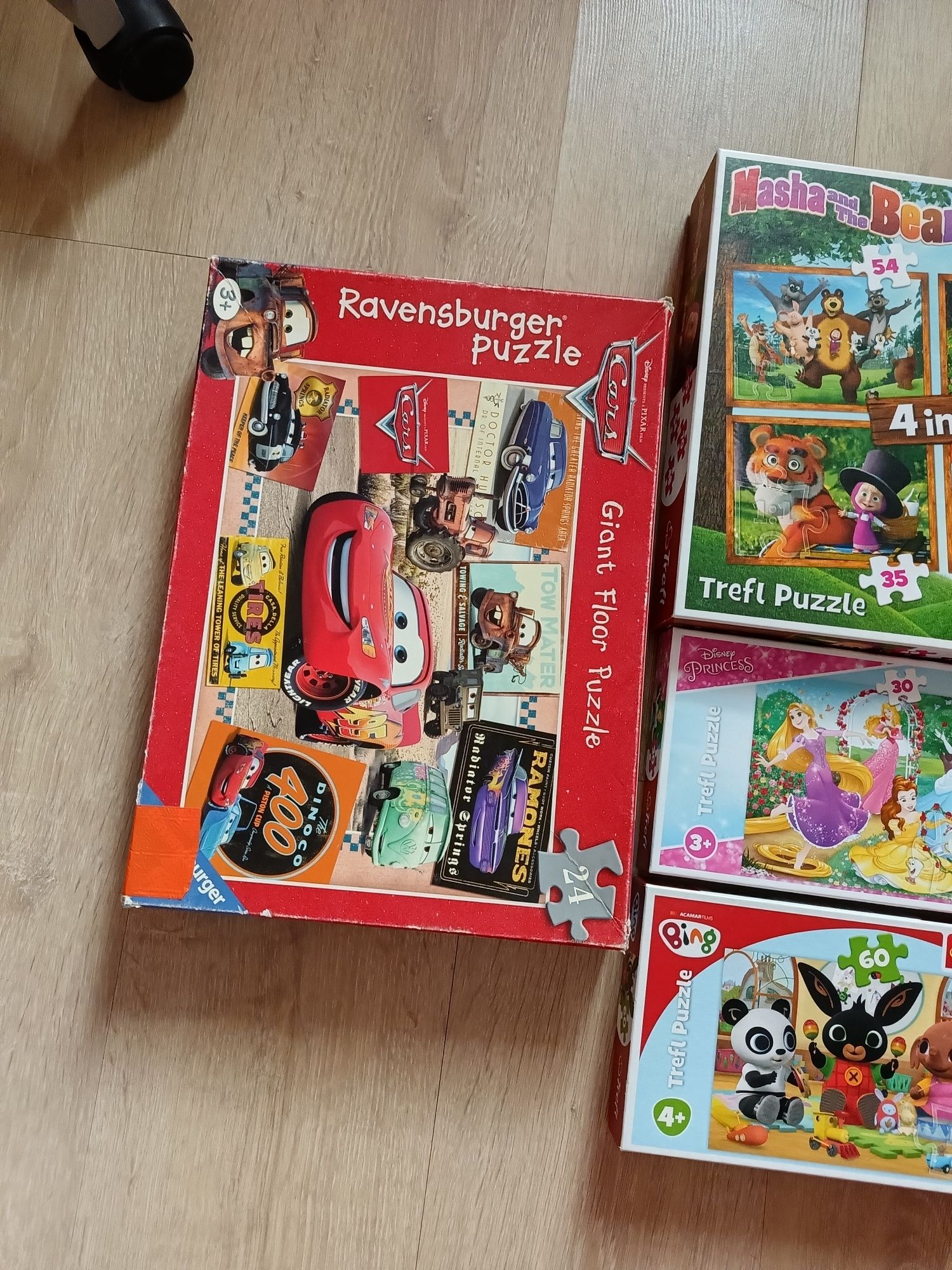 Puzzle Peppa Pig Masza i Niedźwiedź Bing Bambi Disney