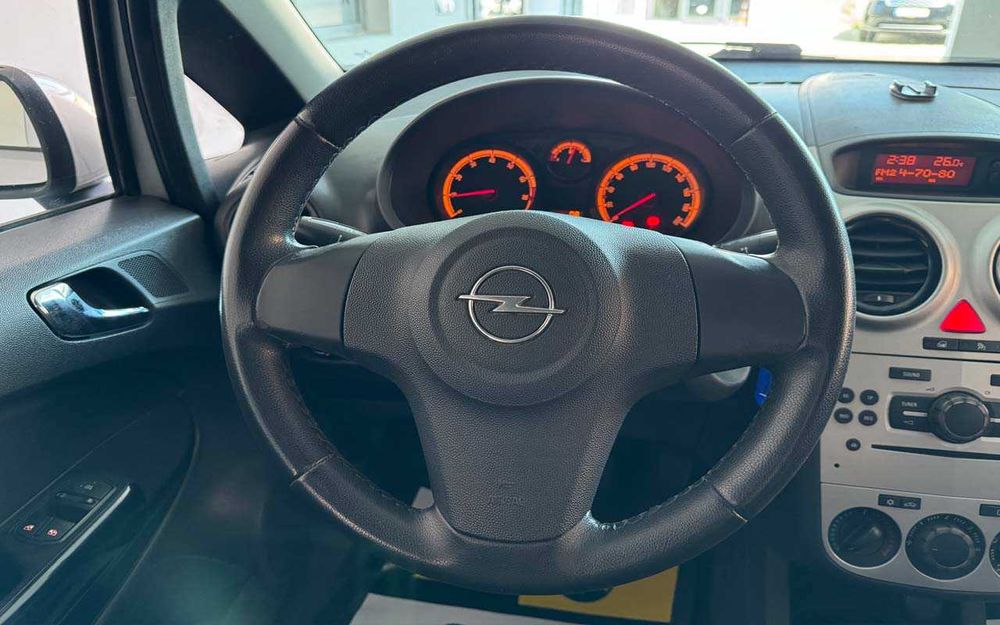 Opel Corsa  2012