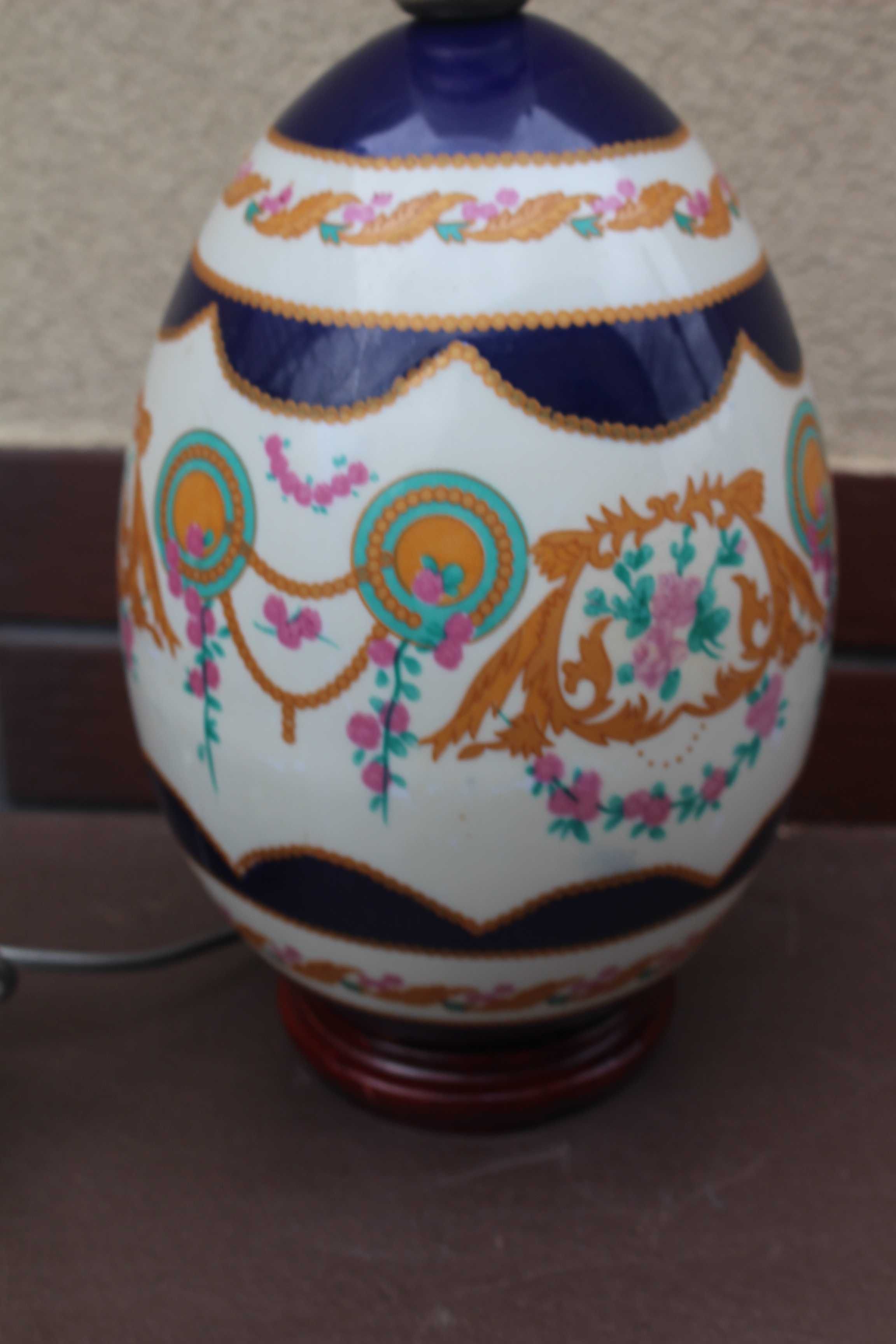 stara lampa stołowa
