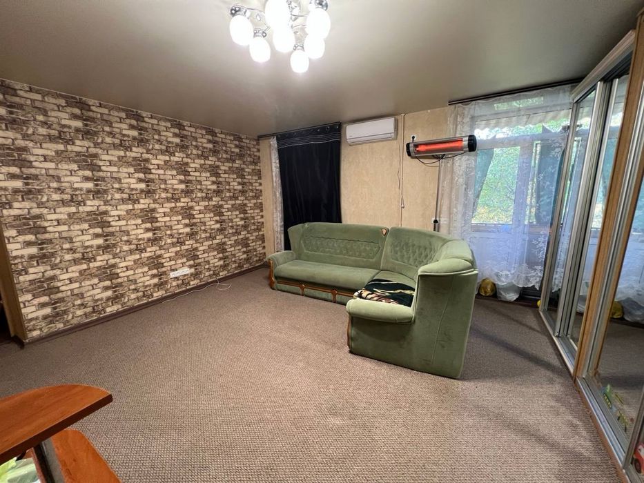 Сдам 3-и комнаты в 5-ти комнатной квартире на Кичкасе