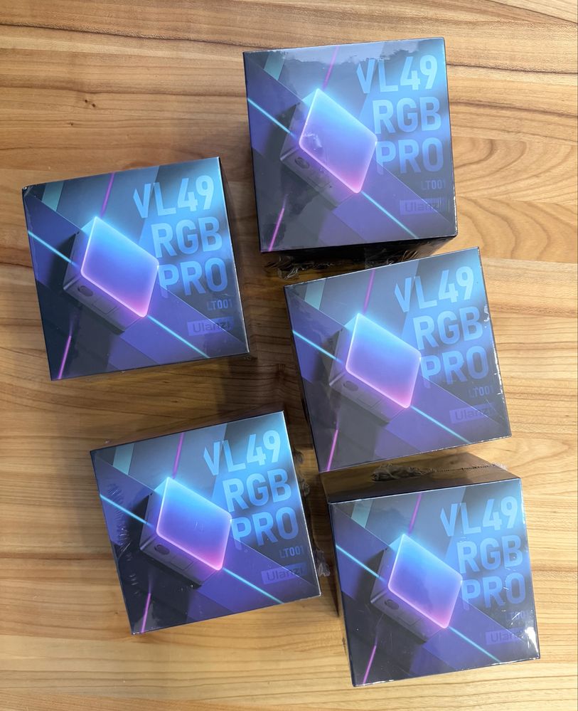 Накамерне світло ULANZI VL49 RGB PRO 2500-9000К 2500мА CRI95+