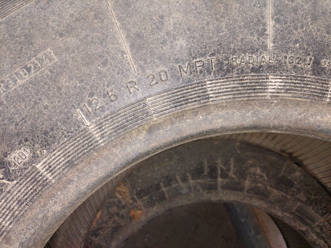 12.5R20 335/80R20 12.5-20 335/80-20 Continental MPT MIL