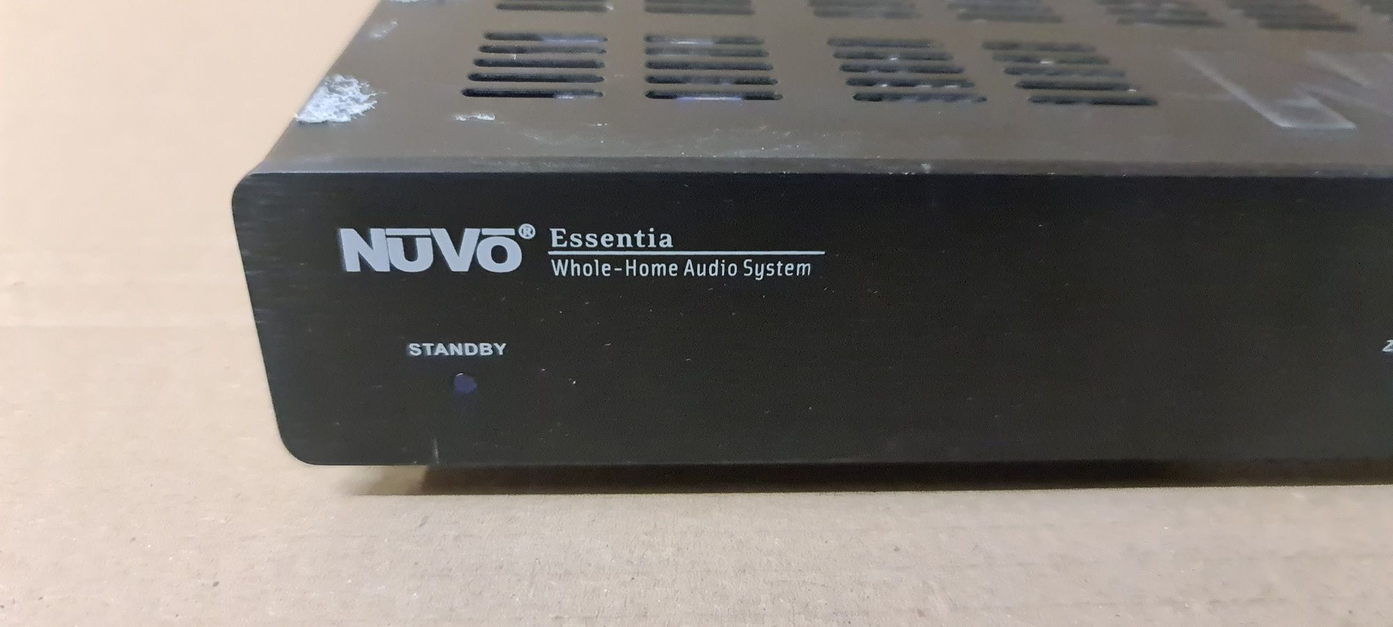 6-strefowy system audio Nuvo Essentia NV-E6GM