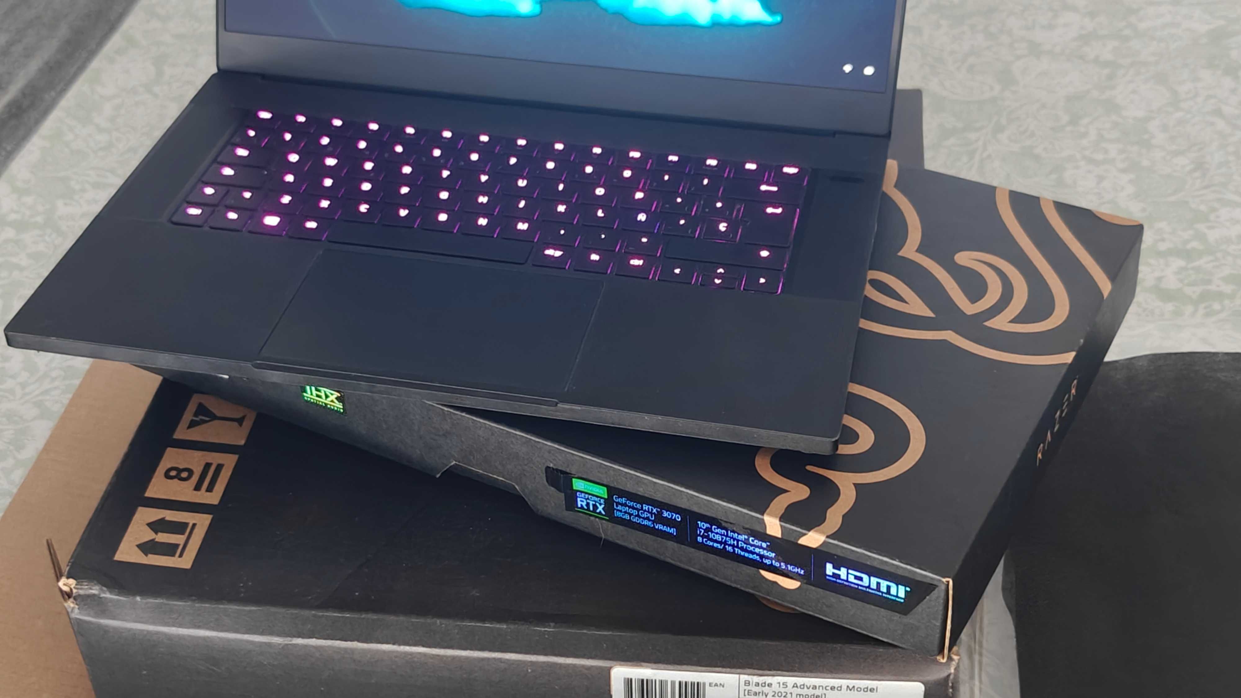 Razer Blade 15 / i7 / RTX3070 / 2TB SSD / 16GB RAM