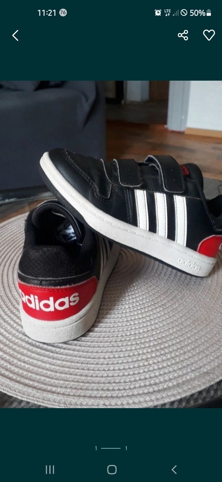 Chłopięce buty adidas rozmiar 27 czerwone wstawki