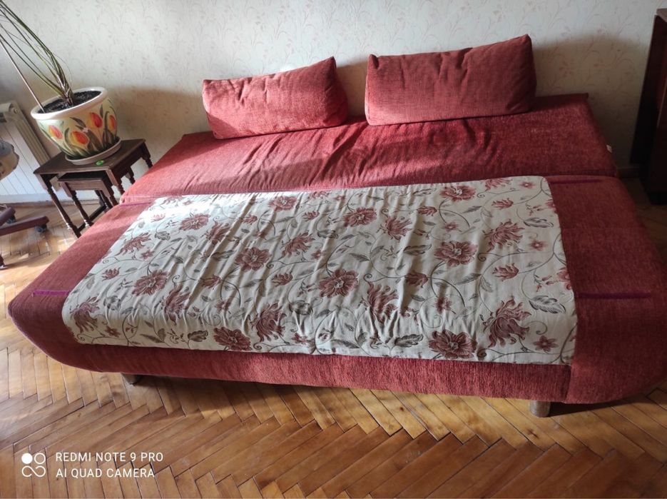 Розкладний диван