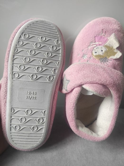 Kapcie ciepłe różowe zapinane na rzep rozmiar 31-32 do 21 cm