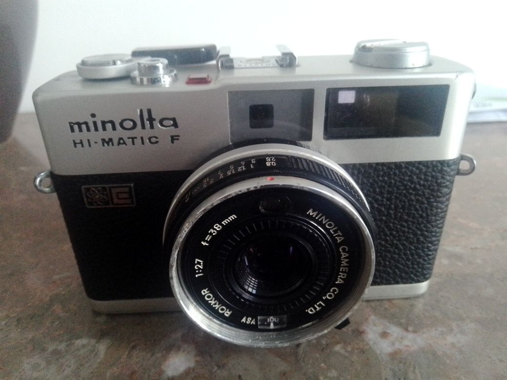 Minolta HI-MATIC  F