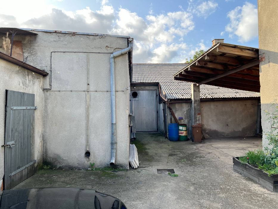 Hala magazyn pomieszczenie godpodarcze 83m2 + 55m2 plus wiata i garaż