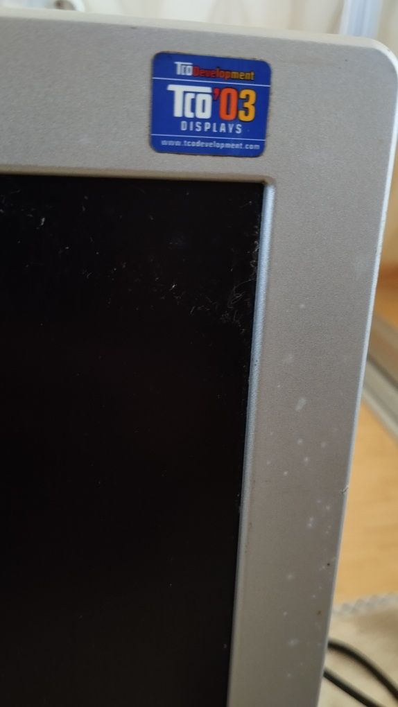Монітор Samsung SyncMaster 970P